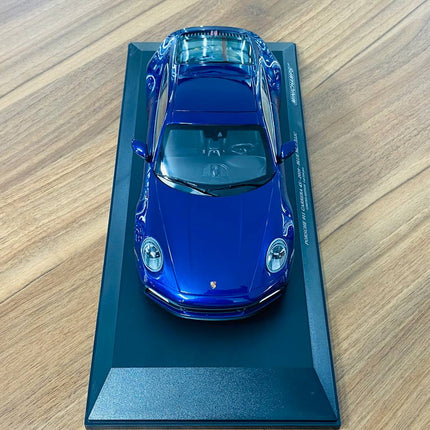Minichamps Porsche 911 Carrera 4S 2019 1:18 Blue Metallic Diecast Model Car - detailed die-cast style model