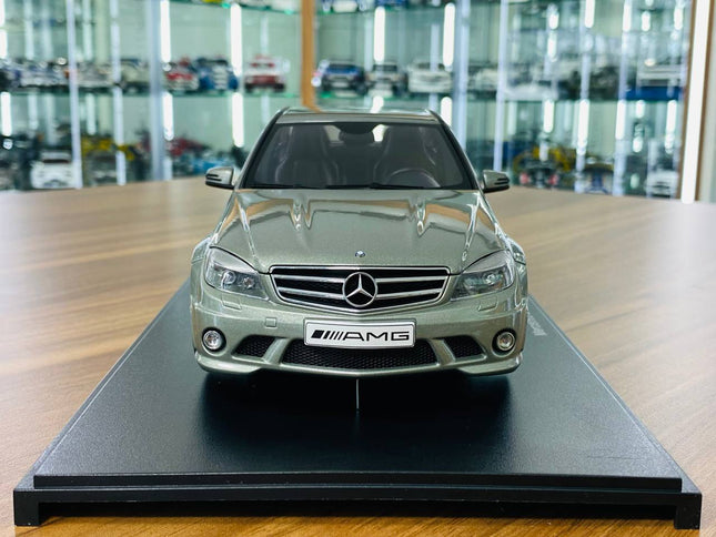 AutoArt Mercedes-Benz C63 AMG Grey 1:18 Diecast Model Car - studio product photo of the scale model