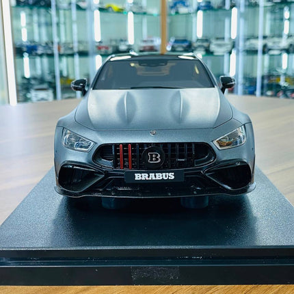 1/18 Resin - GT Spirit Mercedes Benz BRABUS 930 Matt Grey - studio product photo of the scale model