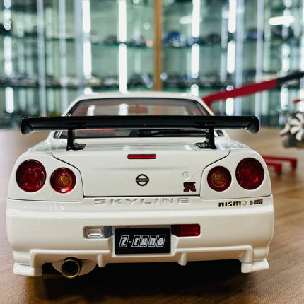 MotorHelix 1:18 Nissan Skyline GT-R R34 Nismo Z-Tune Diecast Model White - scale model for display