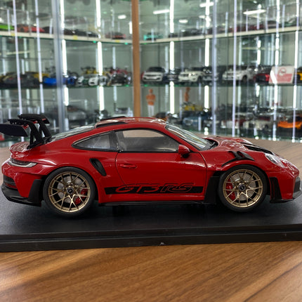 1/18 Diecast Porsche 911 (992) GT3 RS 2024 in Guard Red | Solido - collectible scale model car