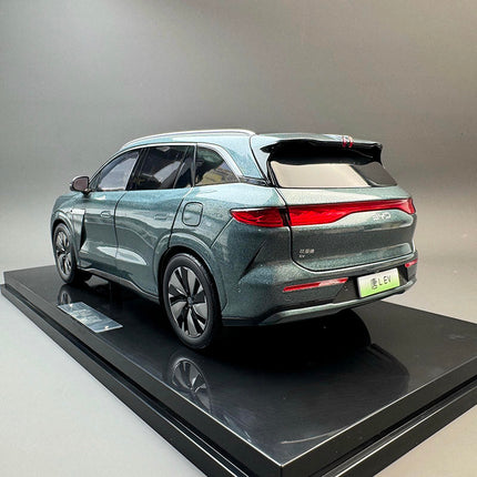 BYD Tang L EV 2026 Green 1:18 Diecast Model Car - fine detailed model replica