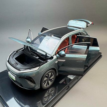 BYD Tang L EV 2026 Green 1:18 Diecast Model Car - scale model for display