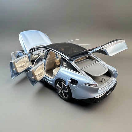 Dongfeng Forthing Forthing Xinghai S7 Blue 1:18 Diecast Model Car - detailed die-cast style model