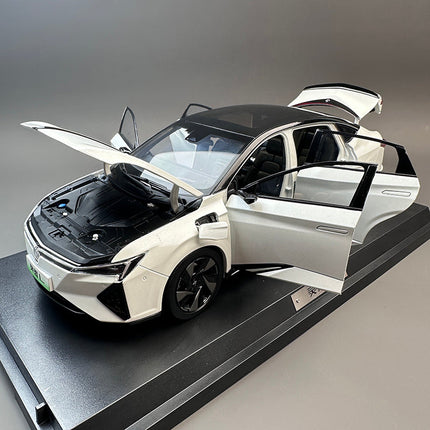 YX Car Model Dongfeng Honda Lingxi L White 1:18 Diecast Model Car - scale model for display