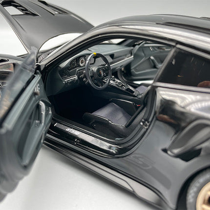 Minichamps Porsche 911 2022 Black 1:18 Diecast Model Car - collector edition scale model