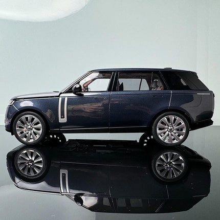 LCD Model Range Rover Honor Genesis Long Edition 2022 Blue 1:18 Diecast Model Car - studio product photo of the scale model