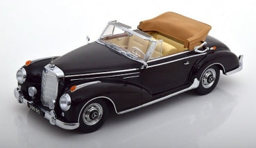 1:18 scale black classic convertible diecast model car with tan interior and chrome details