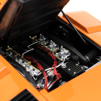 Kyosho Lamborghini Countach LP400 Orange 1:12 scale model