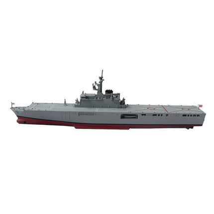 https://cdn.shopify.com/s/files/1/0567/1364/2151/products/LST-4001-OSumi-Class-Amphibious-Transport-Dock-1-900-Scale-Diecast-Model-1.jpg?v=1672306291