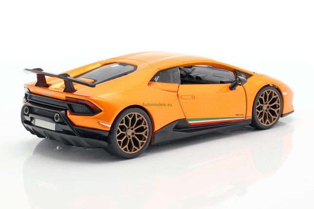 https://automodele.eu/environment/cache/images/productGfx_199012_0_0/Lamborghini-Huracan-Performante-2017.jpg