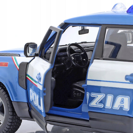 https://a.allegroimg.com/original/116934/9d191d4c4de0a83e1cfbe9642ae4/Land-Rover-New-Defender-110-Polizia-di-Stato-2022-Bburago-1-24-Policja-1-24-Marka-Bburago