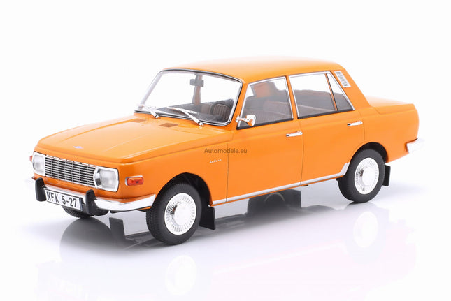 https://automodele.eu/environment/cache/images/productGfx_754419_0_0/MCG18061-Wartburg-353-1967-Orange-MCG-118.jpg