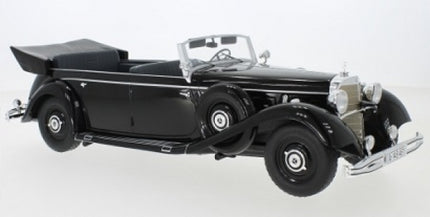 1:18 scale black vintage convertible diecast model car with detailed chrome accents