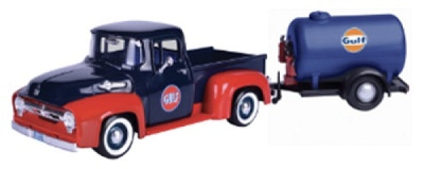 1:24 scale diecast model classic pickup truck with Gulf logo and blue tanker trailer