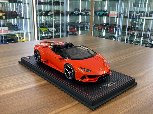 MR Collection Huracán EVO Spyder 1:18 Resin Diecast Model Car Arancio Xanto - detailed collector display model