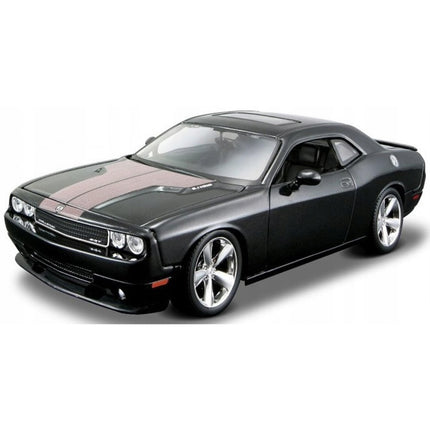 Maisto 2008 Dodge Challenger SRT8 Diecast Model Kit (1:24 Scale) Collector Car