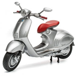 1:18 scale diecast silver scooter model with red seat, detailed wheels and handlebars
