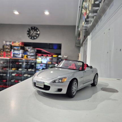 Maisto Honda S2000 Diecast Model Car 1:18, Custom Plates