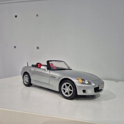 Maisto Honda S2000 Diecast Model Car 1:18, Custom Plates