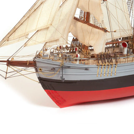 https://cdn.shopify.com/s/files/1/0622/6942/3871/files/Maqueta_barc_de_madera_Fram_OcCre_Detalles_Cubierta_aa445224-4dd9-492b-b4e8-f75dab6099b5.webp?v=1761585770