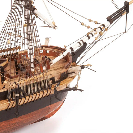 https://cdn.shopify.com/s/files/1/0622/6942/3871/products/MaquetabarcodemaderaHMSErebusOcCrepopa.webp?v=1774353419