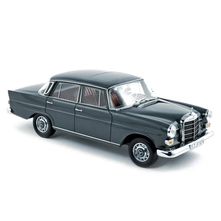 Mercedes-Benz 200 Diecast Model 1:18 Scale, Opening Parts, Personalized Plate