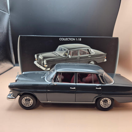 Mercedes-Benz 200 Diecast Model 1:18 Scale, Opening Parts, Personalized Plate