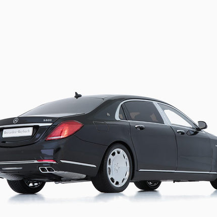 https://www.mydiecastcars.com/wp-content/uploads/2018/02/Mercedes-Maybach-S-Class-black-2.jpg