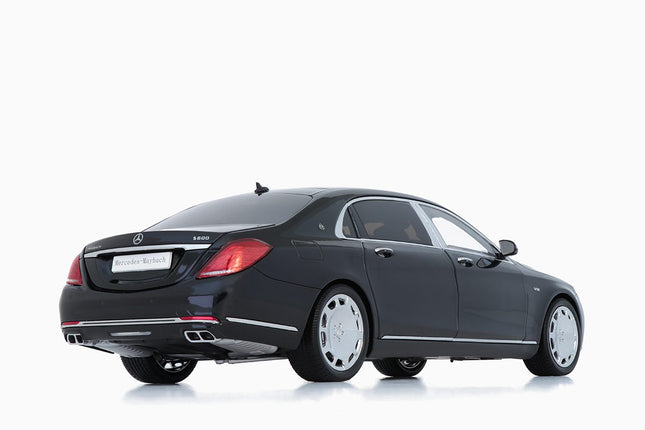 https://www.mydiecastcars.com/wp-content/uploads/2018/02/Mercedes-Maybach-S-Class-black-2.jpg