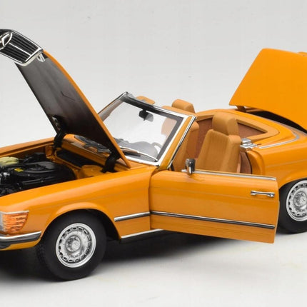 Mercedes 450 SL Diecast Model Car (1:18 Scale) with Custom Plates