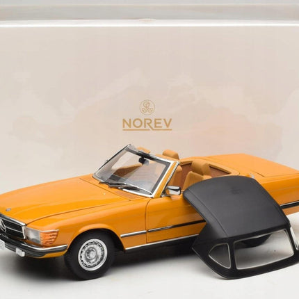 Mercedes 450 SL Diecast Model Car (1:18 Scale) with Custom Plates