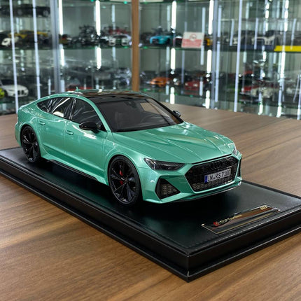 Motorhelix 1:18 Audi RS7 Sportback Metallic Tiffany Resin Model - detailed collector display model