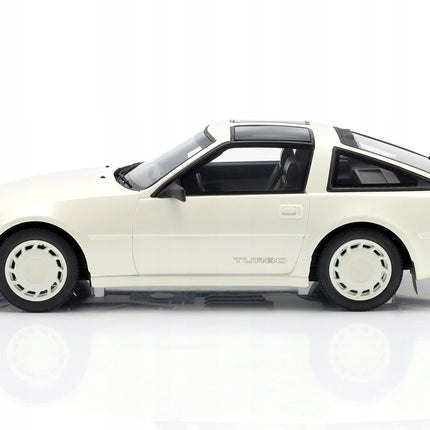 1:18 scale pearl white Nissan 300ZX Turbo diecast model car side profile view