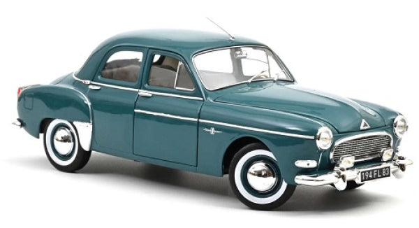 1:18 scale diecast classic blue sedan model car with chrome trim and whitewall tires