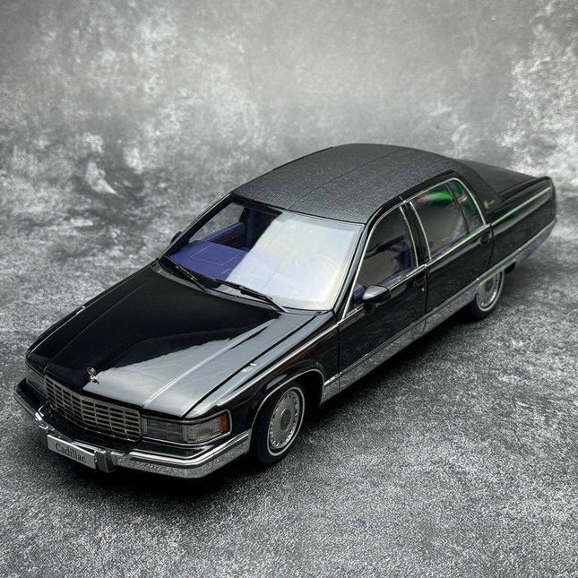 Xiao Guang Cadillac Wood Black 1:18 Diecast Model Car - detailed collector display model