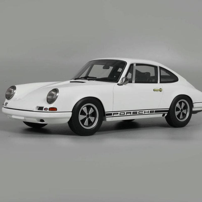 GT Spirit Porsche 911 R 1967 1:18 Resin Model Car - detailed collector display model