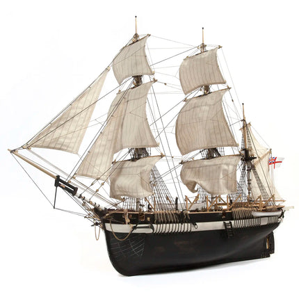 https://cdn.shopify.com/s/files/1/0622/6942/3871/products/OcCre_Maqueta_Barco_Madera_HMS_Terror_Perfil.webp?v=1774353529
