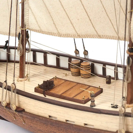 https://cdn.shopify.com/s/files/1/0622/6942/3871/products/OcCre_Maqueta_Barco_Madera_Polaris_Cubierta.webp?v=1761673251