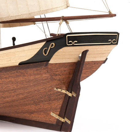 https://cdn.shopify.com/s/files/1/0622/6942/3871/products/OcCre_Maqueta_Barco_Madera_Polaris_Popa.webp?v=1761673251