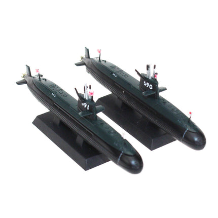 https://cdn.shopify.com/s/files/1/0567/1364/2151/products/Oyashio-Class-Attack-Submarine-1-900-Scale-Diecast-Model-1.jpg?v=1672305521