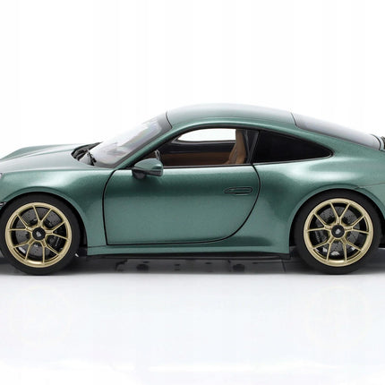 Porsche 911 (992) GT3 Touring 2022 Malachite Green Metallic Norev 1:18 Costum Plates