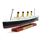https://cdn.shopify.com/s/files/1/0567/1364/2151/files/RMS-Titanic-Ocean-Liner-1-1250-Scale-Diecast-Model-Ship-1.jpg?v=1707279491