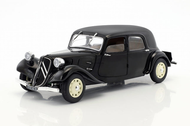 https://automodele.eu/environment/cache/images/productGfx_585737_0_0/S1800903-Citroen-Traction-11CV-1937-Solido-118.jpg