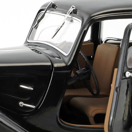 https://automodele.eu/environment/cache/images/productGfx_585740_0_0/S1800903-Citroen-Traction-11CV-1937-Solido-118.jpg