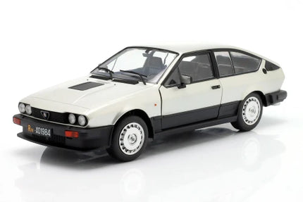 https://automodele.eu/environment/cache/images/productGfx_758618_500_500/S1802307--Alfa-Romeo-GTV6-1984-Silver-Solido-118.webp