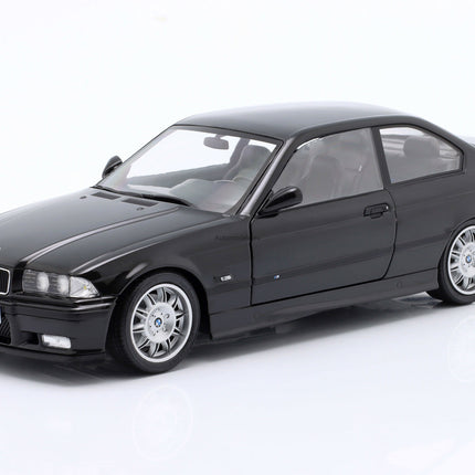 https://automodele.eu/environment/cache/images/productGfx_755249_0_0/S1803918-BMW-M3-E36-Coupe-1994-Cosmos-Black-Metallic-Solido-118.jpg