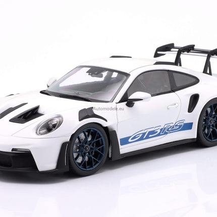 https://automodele.eu/environment/cache/images/productGfx_752189_0_0/S1812102-Porsche-911-992-GT3-RS-2024-White-Solido-118.jpg