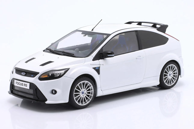 https://automodele.eu/environment/cache/images/productGfx_757081_0_0/S1813102-Ford-Focus-RS-MK2-2009-Frozen-White-Solido-118.webp