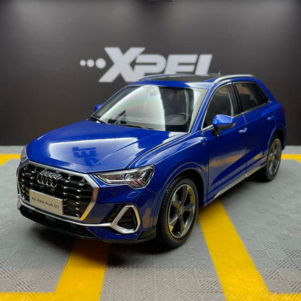 YX Car Model Audi Q3 2019 Blue Openable 1:18 Diecast Model Car - detailed collector display model